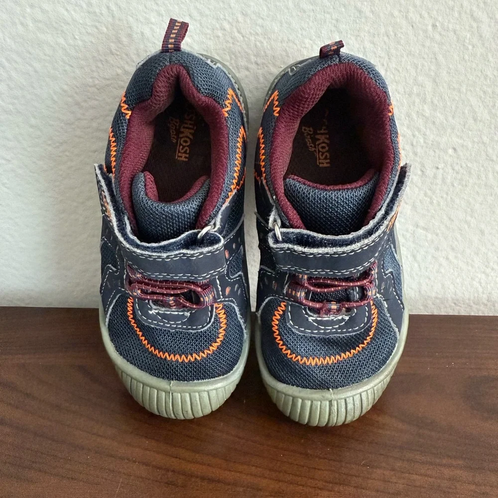OshKosh B'gosh Kids Navy and Orange Sneakers